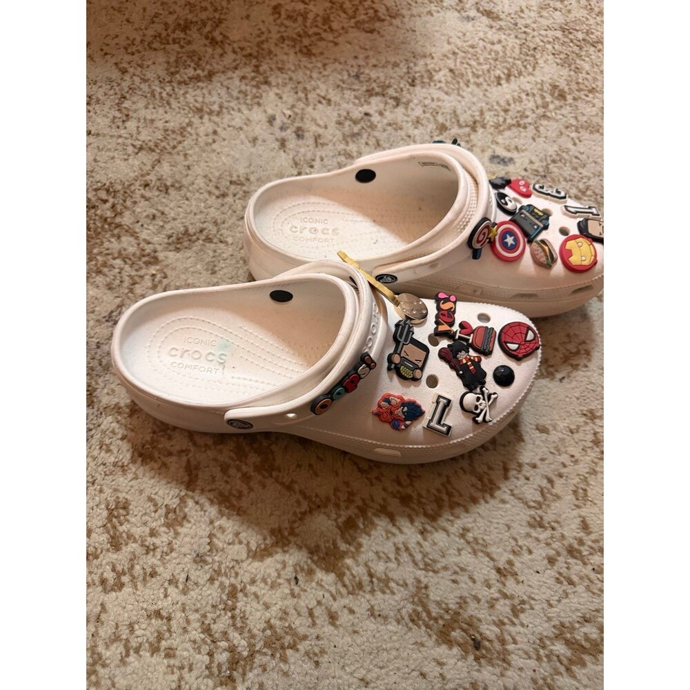 Classic Platform Clog White / Women’s 11 - With Charms